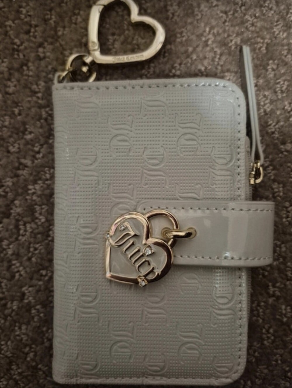 Juicy Couture Patent Heart Charm Card Holder in Light Gray